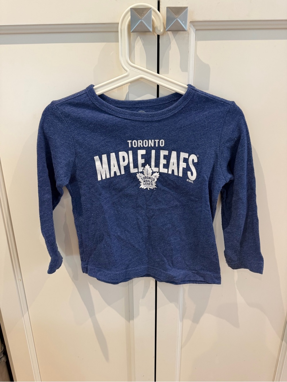 Toronto maple leafs 2t long sleeve